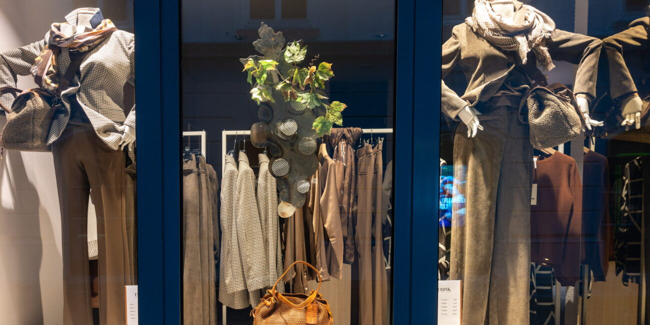 Frink Mode Damenmode Schaufenster Herbstkollektion Klagenfurt
